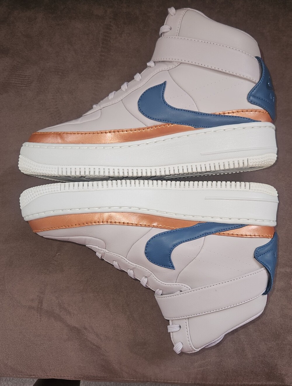 NIKE AIR FORCE 1 Women’s High-Top Sneakers in  Lavender Copper & Blue Sz 9 - Picture 3 of 12
